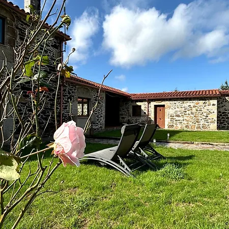 As Casinas Porto De Bois Alojamento de Acomodação e Pequeno-almoço O Coto