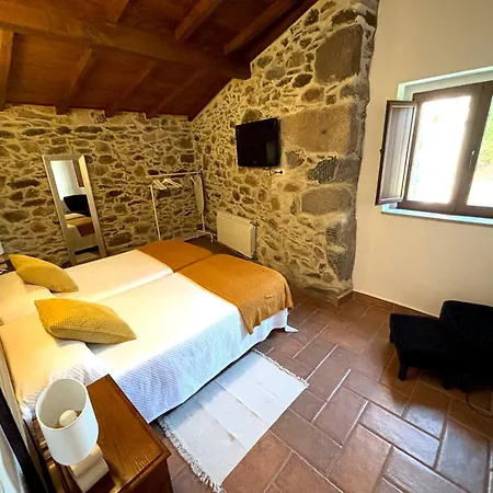 As Casinas Porto De Bois Alojamento de Acomodação e Pequeno-almoço O Coto