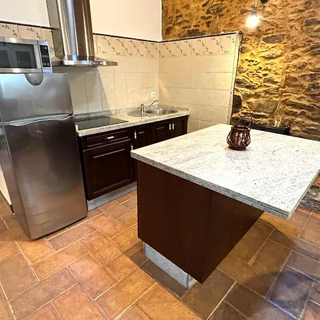 Alojamento de Acomodação e Pequeno-almoço As Casinas Porto De Bois O Coto